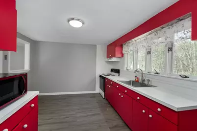 18 Brook St, Tewksbury, MA 01876 - Photo 7