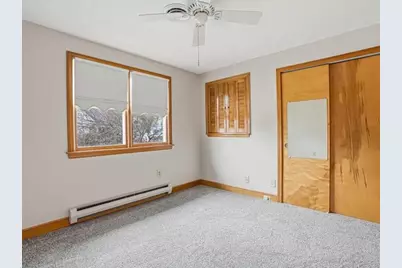 9 Hancock Street, Milford, MA 01757 - Photo 17