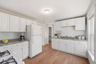 32 Allen Ave, Westfield, MA 01085 - Photo 17