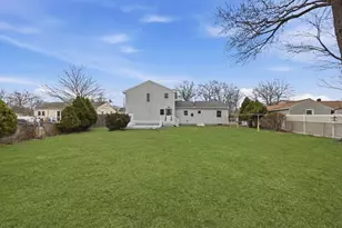 70 Warwick Rd, Chicopee, MA 01020 - Photo 31