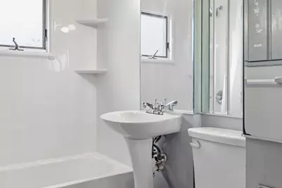 70 Warwick Rd, Chicopee, MA 01020 - Photo 15