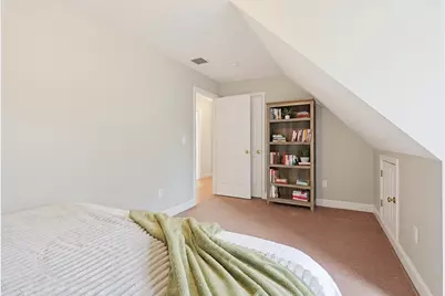 147 Commonwealth Ave, Attleboro, MA 02703 - Photo 35