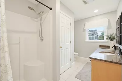 147 Commonwealth Ave, Attleboro, MA 02703 - Photo 21