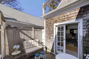 5 Webster Pl, Provincetown, MA 02657 - Photo 27