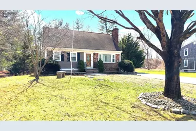 5 Gentle Valley Dr, Dartmouth, MA 02747 - Photo 1