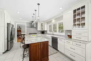 7 Deer Ridge Rd, Ashland, MA 01721 - Photo 3