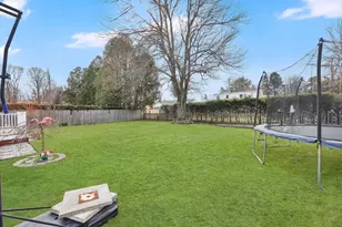 47 Ravenwood St, Springfield, MA 01129 - Photo 29