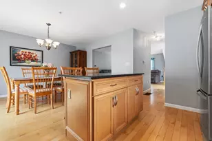 35 Collins St, Danvers, MA 01923 - Photo 7