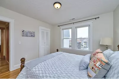 27 Homer Cir #27, Medford, MA 02155 - Photo 11