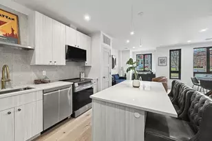 34 Oak St, Boston, MA 02136 - Photo 15