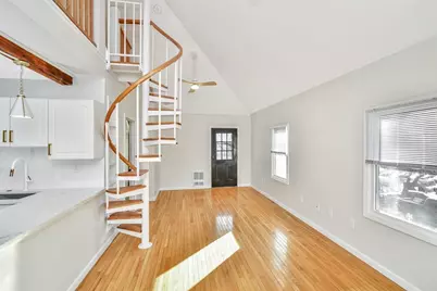 21 Park St #2R, Haverhill, MA 01830 - Photo 3