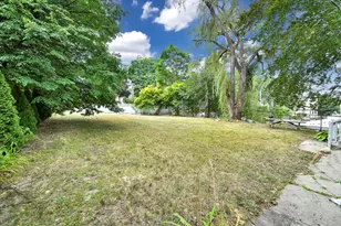 21 Park St, Haverhill, MA 01830 - Photo 11