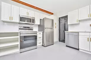 21 Park St, Haverhill, MA 01830 - Photo 5