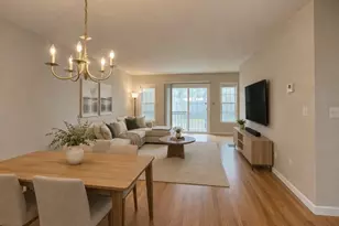 48 Castlegate Dr, Springfield, MA 01129 - Photo 7