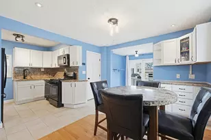 4 Webster St, Lynn, MA 01902 - Photo 3