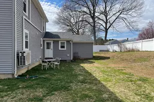 38 Driftwood Rd, Springfield, MA 01128 - Photo 27