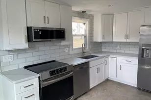 38 Driftwood Rd, Springfield, MA 01128 - Photo 7