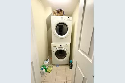 36 Hawthorne St #1, Boston, MA 02119 - Photo 5