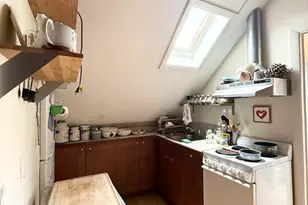 2 Orchard St, Cambridge, MA 02140 - Photo 5