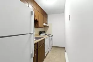 816 County St, Taunton, MA 02780 - Photo 3