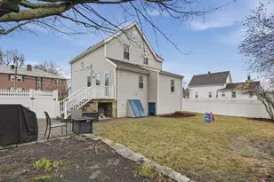 24 Minot St, Reading, MA 01867 - Photo 31