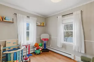 24 Minot St, Reading, MA 01867 - Photo 25