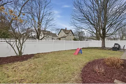 24 Minot Street, Reading, MA 01867 - Photo 27