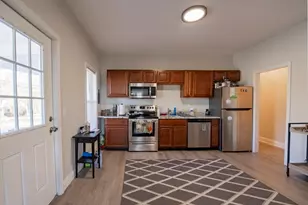 8 Oak St, North Attleboro, MA 02760 - Photo 3