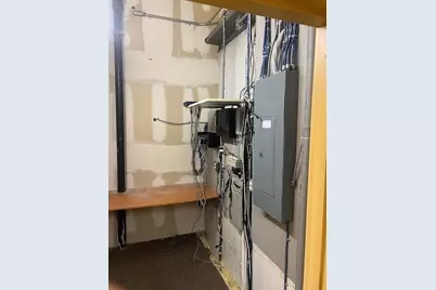 365 Faunce Corner Rd, Dartmouth, MA 02747 - Photo 13