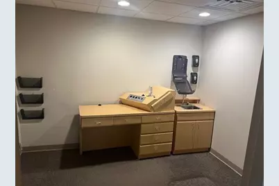 365 Faunce Corner Rd, Dartmouth, MA 02747 - Photo 7