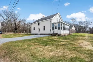 243 Chestnut St, Rehoboth, MA 02769 - Photo 3