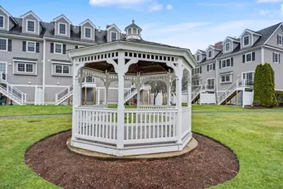 1975 Middlesex St #10, Lowell, MA 01851 - Photo 29