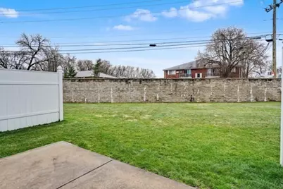 1975 Middlesex St #10, Lowell, MA 01851 - Photo 27