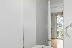 1975 Middlesex St, Lowell, MA 01851 - Photo 23