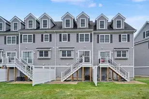 1975 Middlesex St, Lowell, MA 01851 - Photo 3