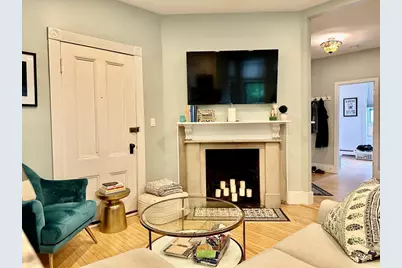 49 Grove St #4, Newton, MA 02466 - Photo 5