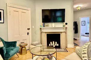 49 Grove St, Newton, MA 02466 - Photo 5