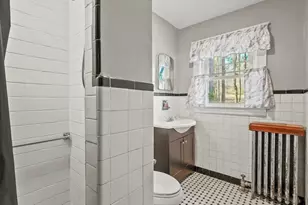 19 Nutting St, Gardner, MA 01440 - Photo 17