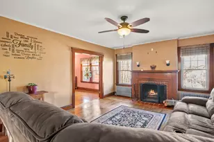 19 Nutting St, Gardner, MA 01440 - Photo 9