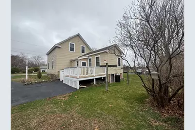 39 Burt St, Berkley, MA 02779 - Photo 3