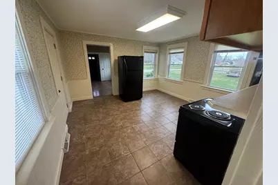 39 Burt St, Berkley, MA 02779 - Photo 7