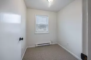 25 Enfield St, North Andover, MA 01845 - Photo 31