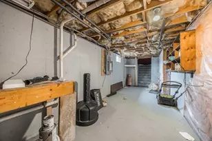 25 Enfield St, North Andover, MA 01845 - Photo 27