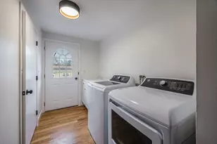 25 Enfield St, North Andover, MA 01845 - Photo 23