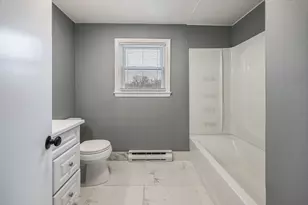 25 Enfield St, North Andover, MA 01845 - Photo 29