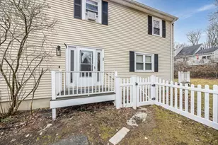 25 Enfield St, North Andover, MA 01845 - Photo 3