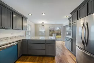 25 Enfield St, North Andover, MA 01845 - Photo 17