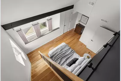 115 Governor Winthrop Rd #115, Somerville, MA 02145 - Photo 23