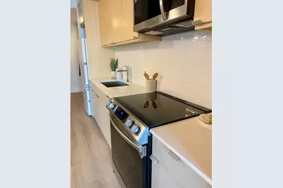 154 Broadway #204, Somerville, MA 02145 - Photo 3