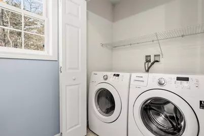 181 Tarkiln Pl, New Bedford, MA 02745 - Photo 9